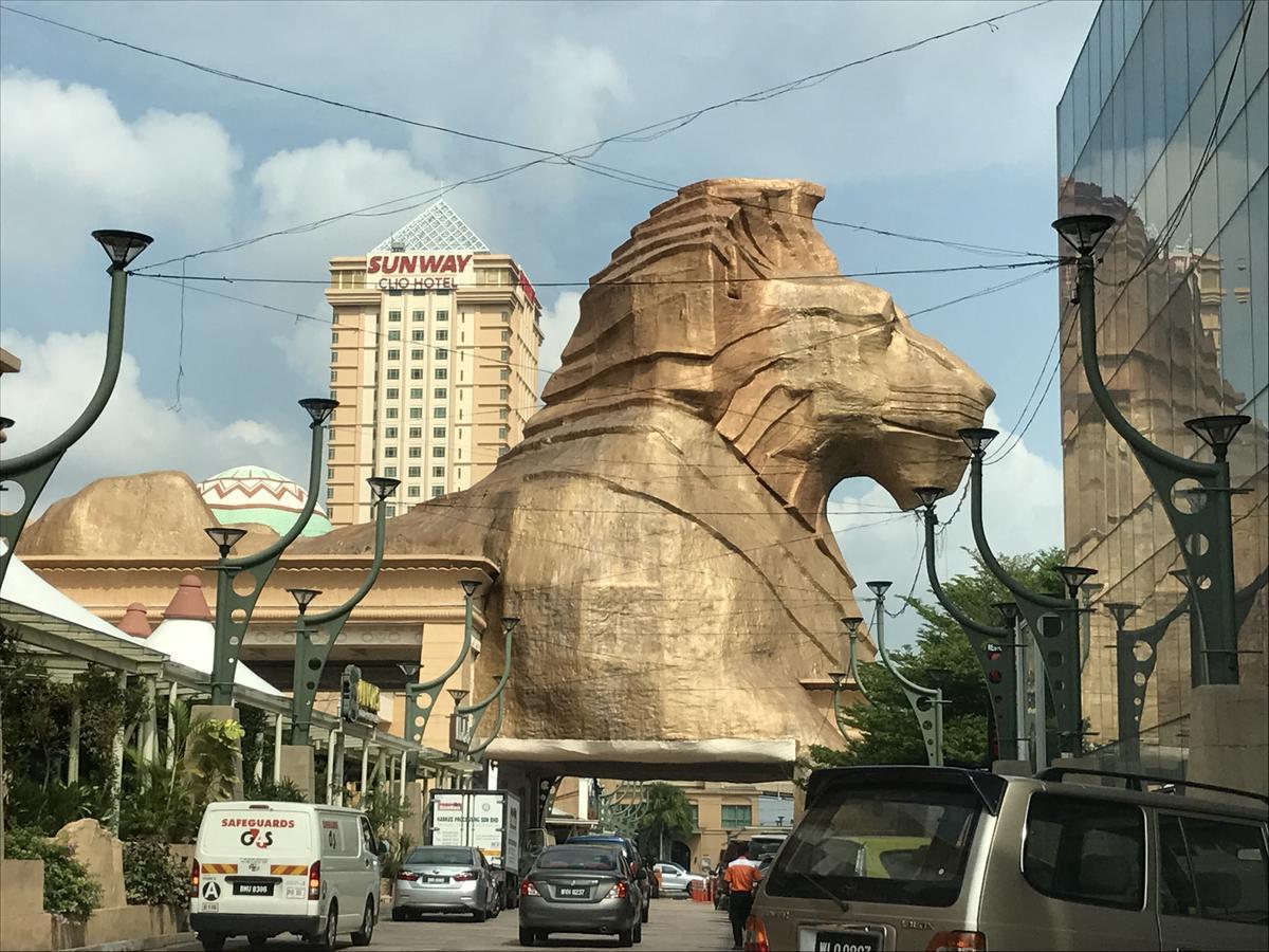 Subang Ville Ehsan Apartment Kampong Baharu Sungai Way Екстериор снимка